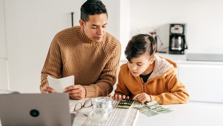 How to Teach Kids Money Management: Practical Daily Strategies